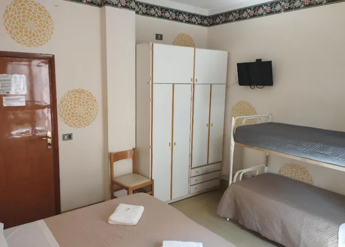 Smile Nuova Gestione Otel 2*