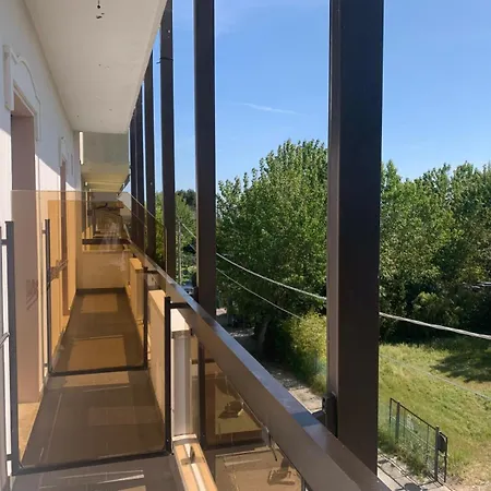 Smile Nuova Gestione 里乔内