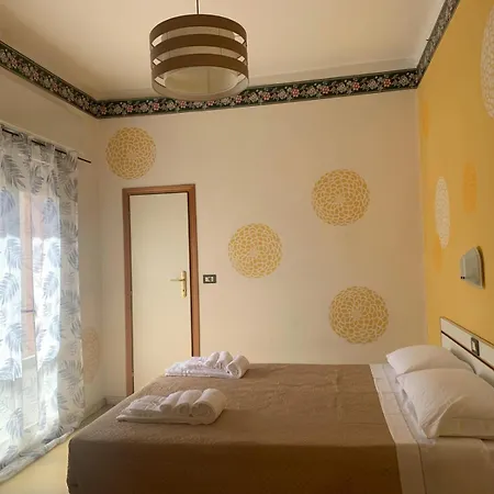 Отель Smile Nuova Gestione Риччоне