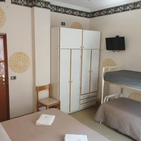 Smile Nuova Gestione Отель 2*